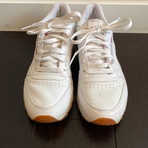 Reebok Classic Womens size 9